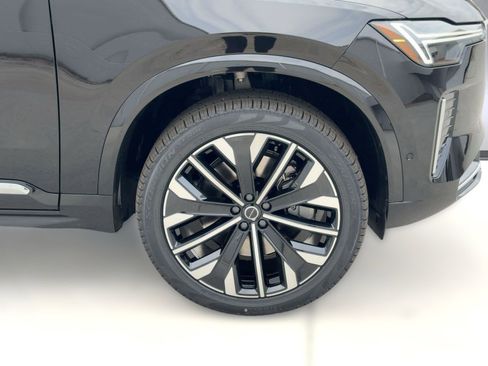 New 2026 Volvo XC90 T8 Plus w/ Protection Package AWD/4WD image 11