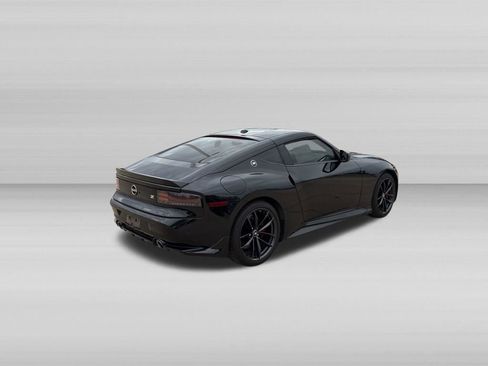 Used 2024 Nissan Z Performance w/ Floor Mat Package RWD image 3