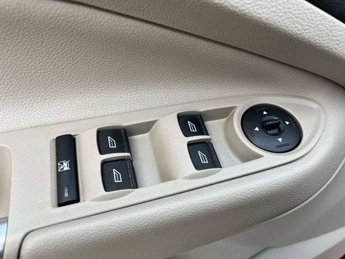 Used 2014 Ford Escape SE FWD image 23