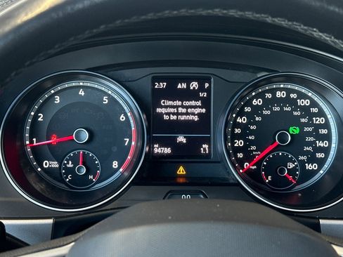 Used 2021 Volkswagen Atlas SE FWD image 24