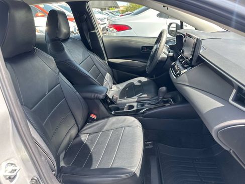 Used 2022 Toyota Corolla LE FWD image 31