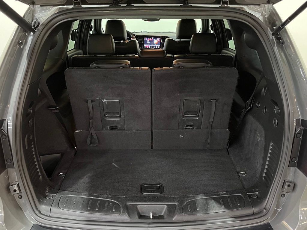 Used 2025 Dodge Durango R/T AWD/4WD image 13