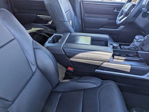 Used 2025 Toyota Tundra Platinum image 11