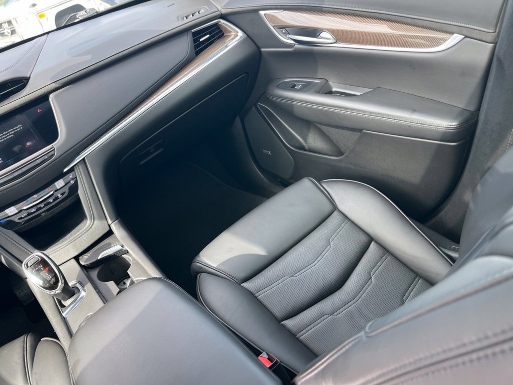 Used 2019 Cadillac XT5 Platinum AWD/4WD image 15