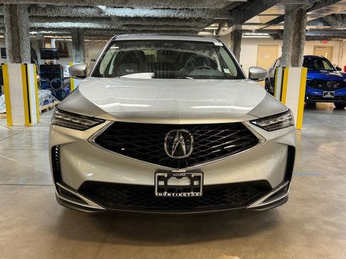 New 2026 Acura MDX SH-AWD image 4