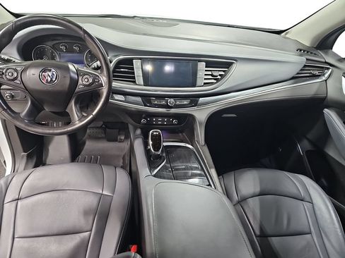Used 2020 Buick Enclave Essence w/ Sound and Sites Package AWD/4WD image 9