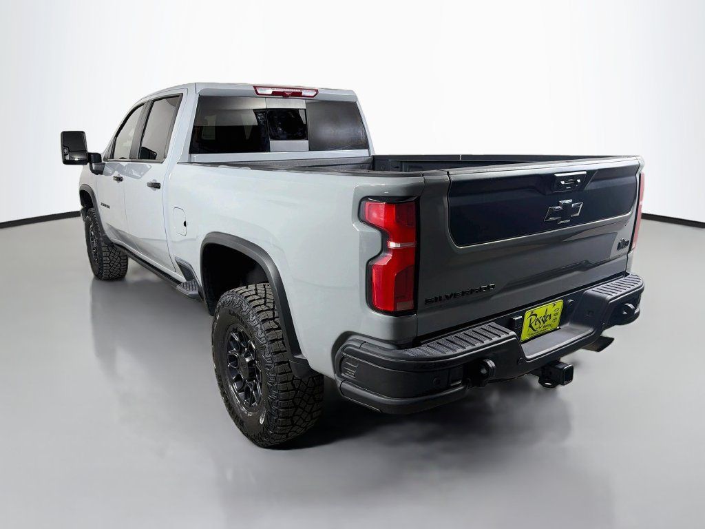 Used 2025 Chevrolet Silverado 2500 ZR2 w/ ZR2 Bison Edition AWD/4WD image 8