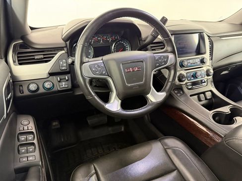 Used 2019 GMC Yukon SLT w/ Open Road Package AWD/4WD image 22