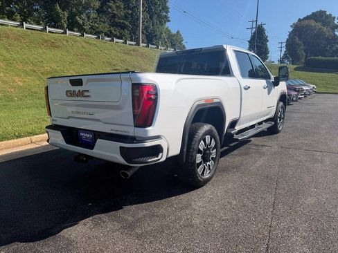Used 2024 GMC Sierra 2500 Denali w/ Denali Reserve Package AWD/4WD image 7