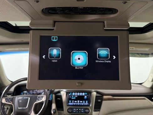 Used 2020 GMC Yukon Denali w/ Denali Ultimate Package image 25