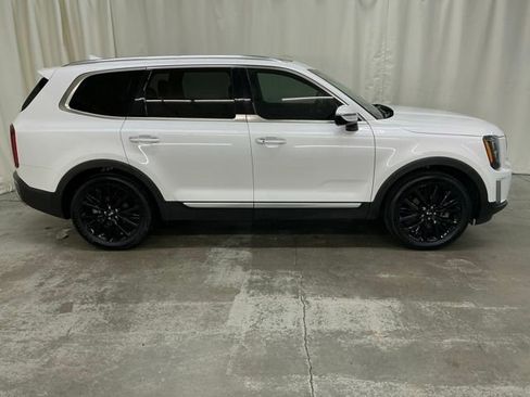 Used 2020 Kia Telluride SX w/ Towing Package image 2