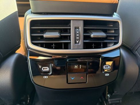 Used 2024 Lexus RX 350 AWD image 25