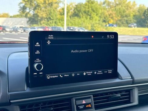 Certified 2025 Honda Pilot Black Edition image 24