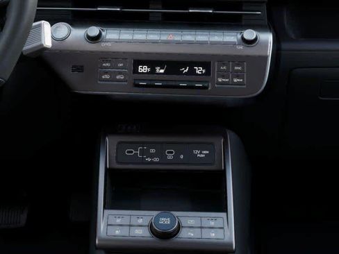 Used 2026 Hyundai Kona SEL Sport FWD image 16