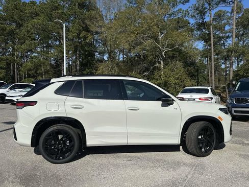 New 2026 Volkswagen Tiguan SE R-Line FWD image 29