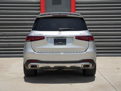 Used 2023 Mercedes-Benz GLS 580 4MATIC image 13