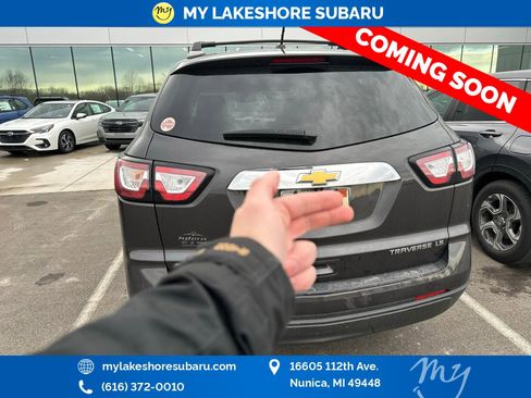 Used 2015 Chevrolet Traverse LS image 6