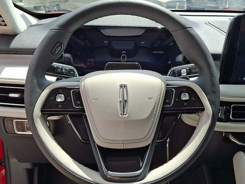 New 2026 Lincoln Aviator Reserve AWD/4WD image 10