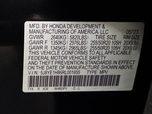 Used 2024 Acura MDX SH-AWD w/ Advance Package image 11