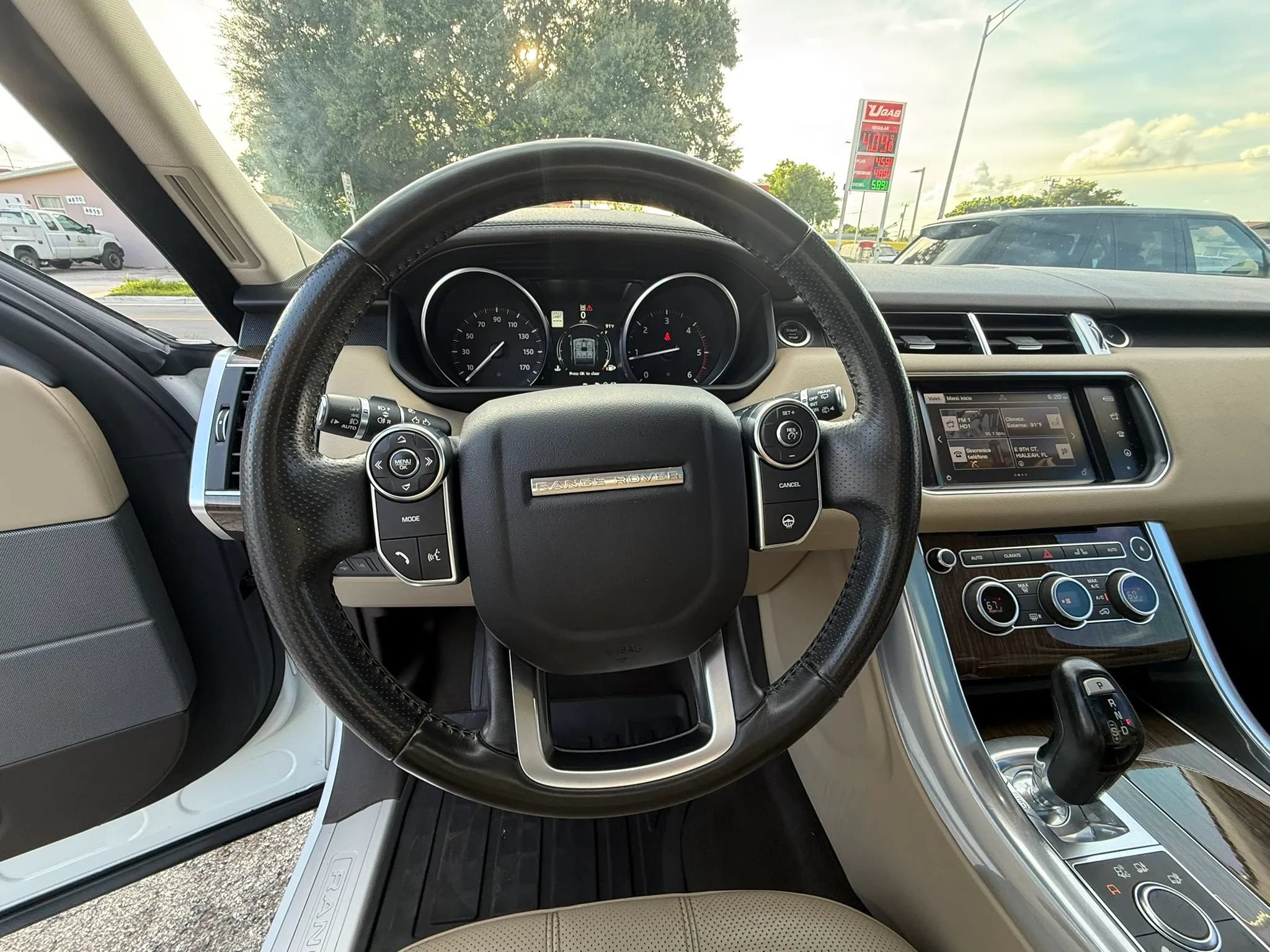Used 2016 Land Rover Range Rover Sport HSE AWD/4WD image 11