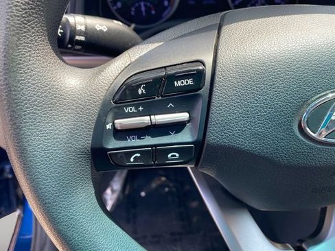Used 2020 Hyundai Elantra SEL FWD image 19