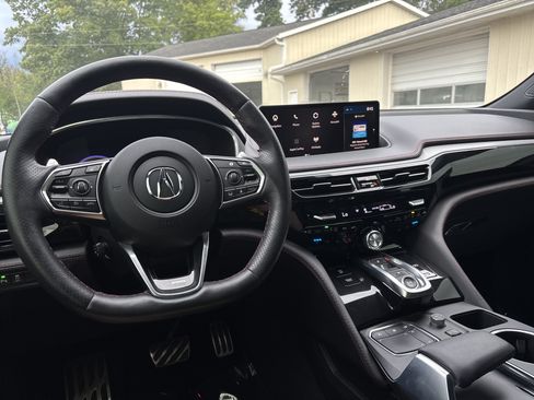 Used 2024 Acura MDX A-Spec AWD/4WD image 17