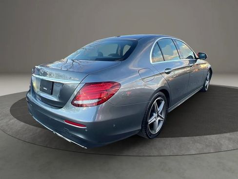 Used 2017 Mercedes-Benz E 300 image 5