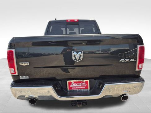 Used 2017 RAM 1500 Laramie w/ Convenience Group image 5