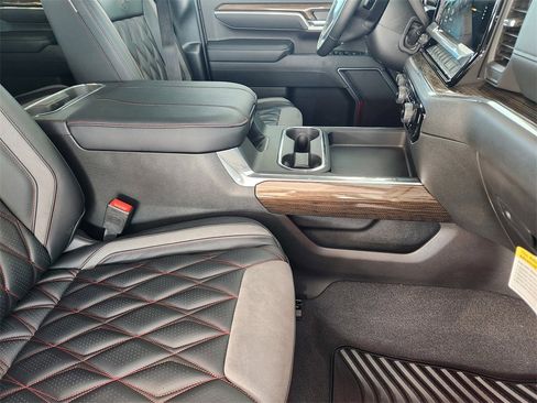 New 2025 Chevrolet Silverado 2500 LT w/ Trail Boss Package image 11