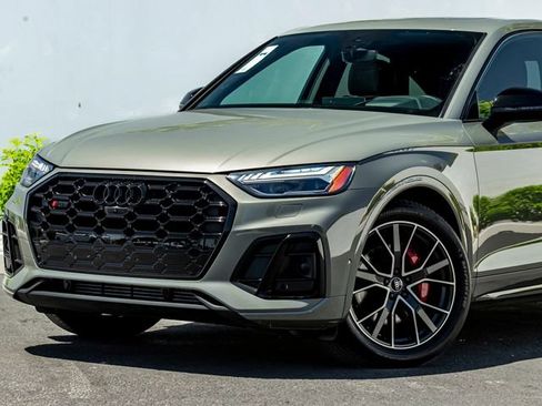 Used 2023 Audi SQ5 Prestige w/ Prestige Package AWD/4WD image 2