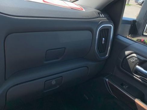 Used 2022 GMC Sierra 3500 SLT w/ SLT Preferred Package AWD/4WD image 30
