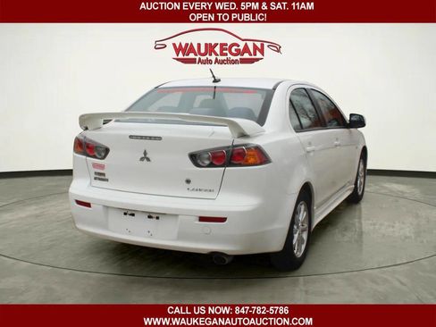 Used 2010 Mitsubishi Lancer ES image 3