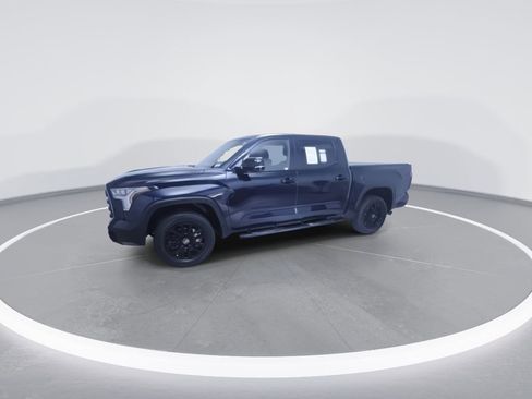 Used 2025 Toyota Tundra Limited AWD/4WD image 6