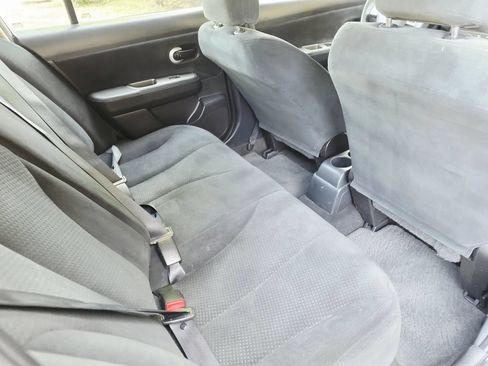 Used 2011 Nissan Versa 1.8 S w/ PWR Plus Pkg FWD image 12