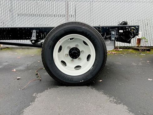 New 2024 Chevrolet Low Cab Forward 4500 XD image 17