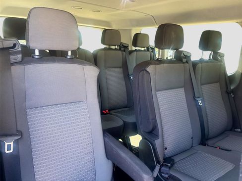 Used 2023 Ford Transit 350 XLT image 27