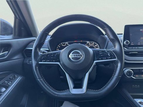 Used 2022 Nissan Altima 2.5 SR FWD image 21