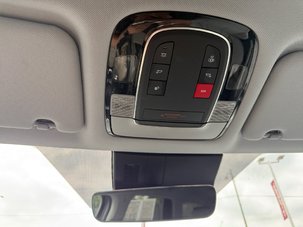 Used 2024 Hyundai Palisade SEL FWD image 28