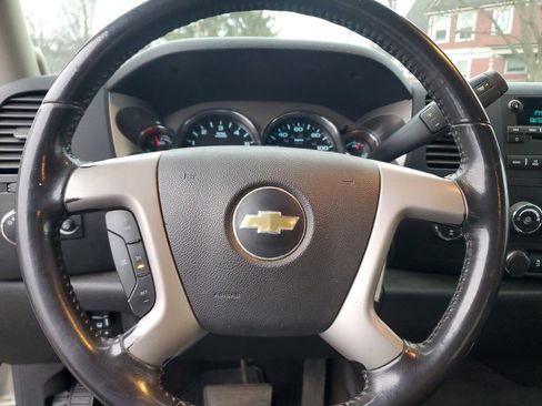 Used 2014 Chevrolet Silverado 2500 LT w/ Suspension Package, Off-Road image 15