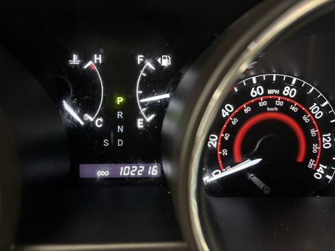 Used 2008 Toyota Highlander 2WD w/ Cold Weather Pkg image 16