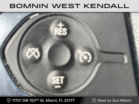 Used 2019 Chevrolet Traverse RS image 17