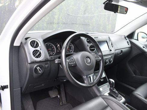 Used 2017 Volkswagen Tiguan S AWD/4WD image 14