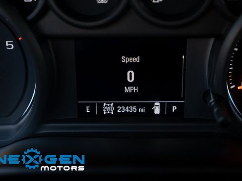 Used 2024 GMC Sierra 2500 Pro image 9