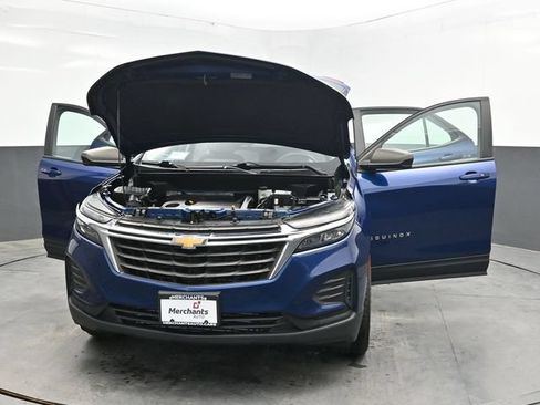 Used 2022 Chevrolet Equinox LS AWD/4WD image 46
