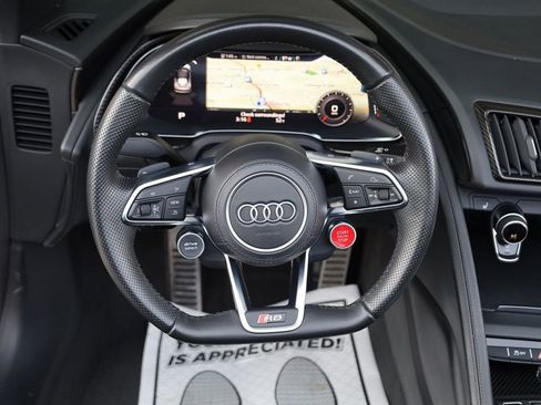 Used 2020 Audi R8 V10 w/ Carbon Exterior Package image 27