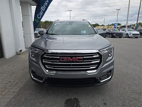 Certified 2023 GMC Terrain SLT w/ Infotainment Package II image 2