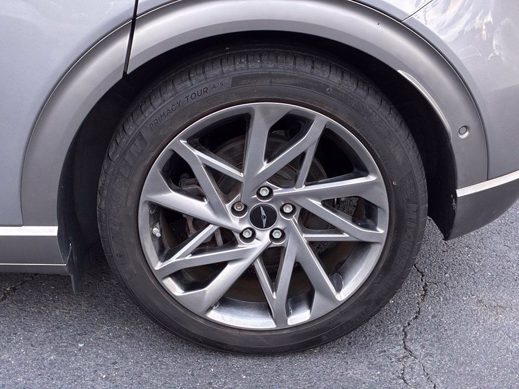 Used 2024 Genesis GV60 Advanced AWD/4WD image 59