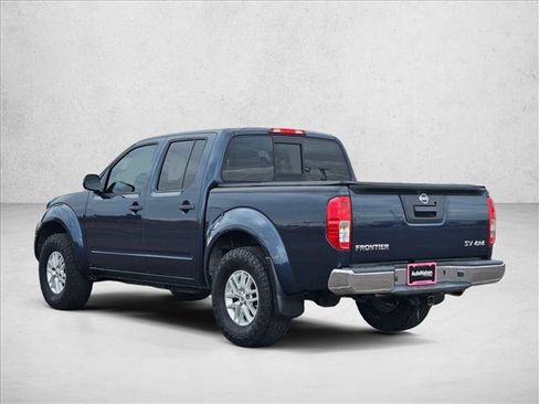 Used 2016 Nissan Frontier SV AWD/4WD image 7
