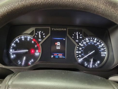 Used 2025 Toyota Tundra SR w/ SR Tow Package AWD/4WD image 27