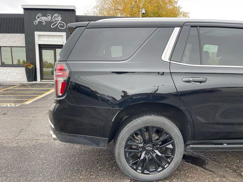 Used 2021 Chevrolet Tahoe High Country w/ Premium Package AWD/4WD image 4
